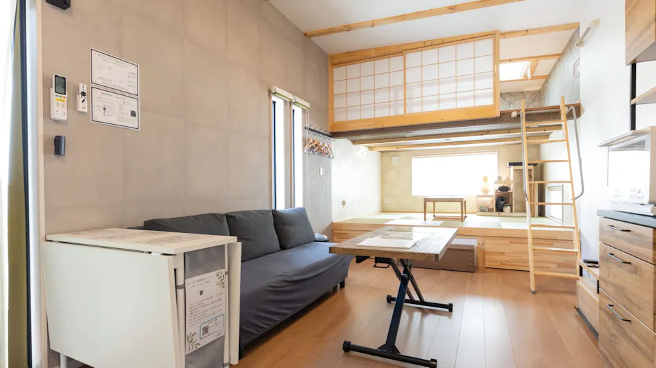 Lakeside Villa Biwako Takashima