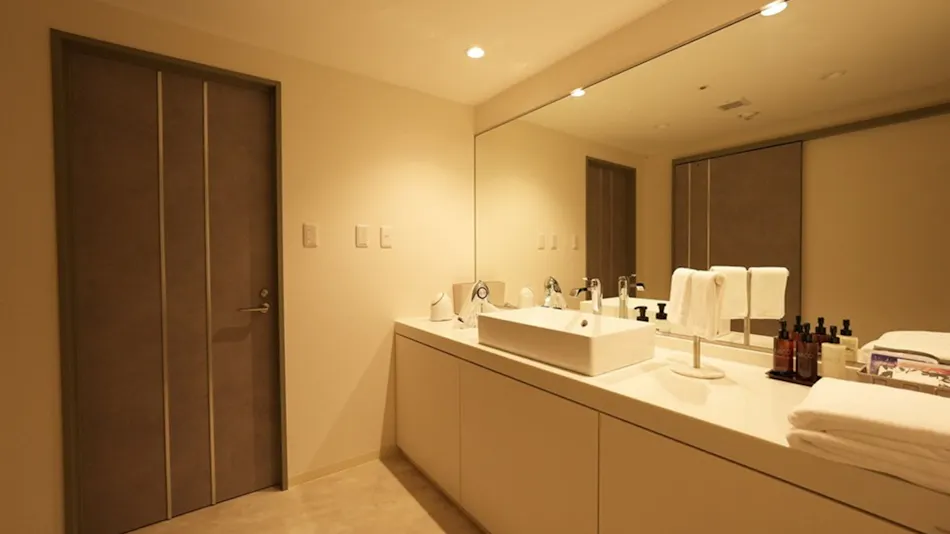 Takeo Century Hotel