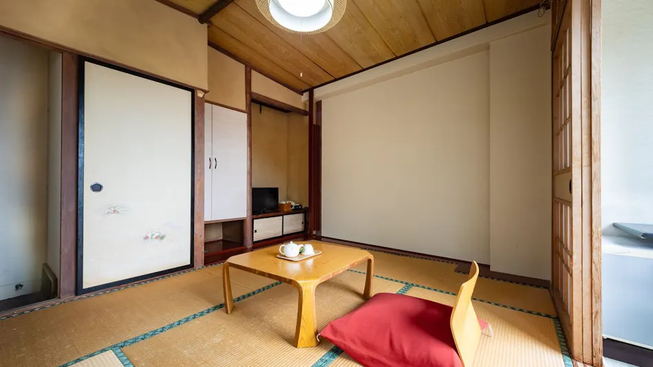 Gyogyosaisai Shunmi no Yado Uosho