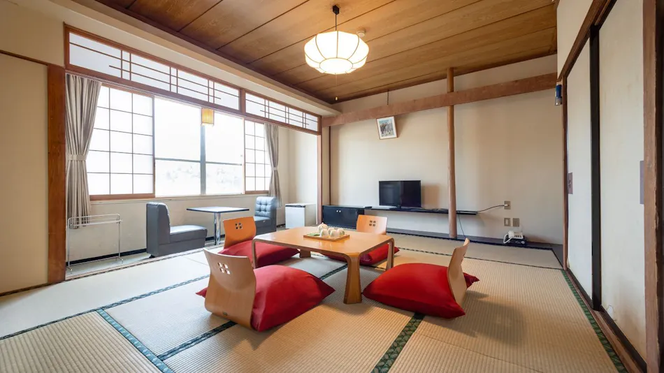 Gyogyosaisai Shunmi no Yado Uosho