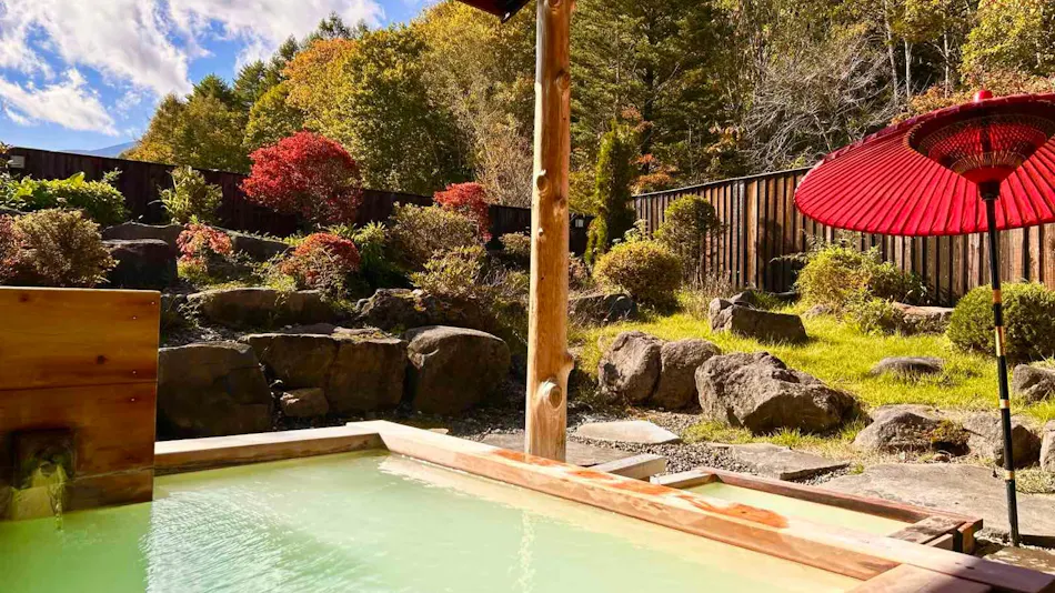 Alpine Healing Inn with Milky White Hot Springs - Alphorn