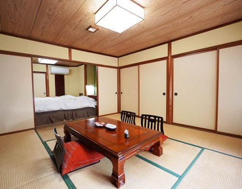 【竹の間】ツインベッド和洋室／8畳＋6畳