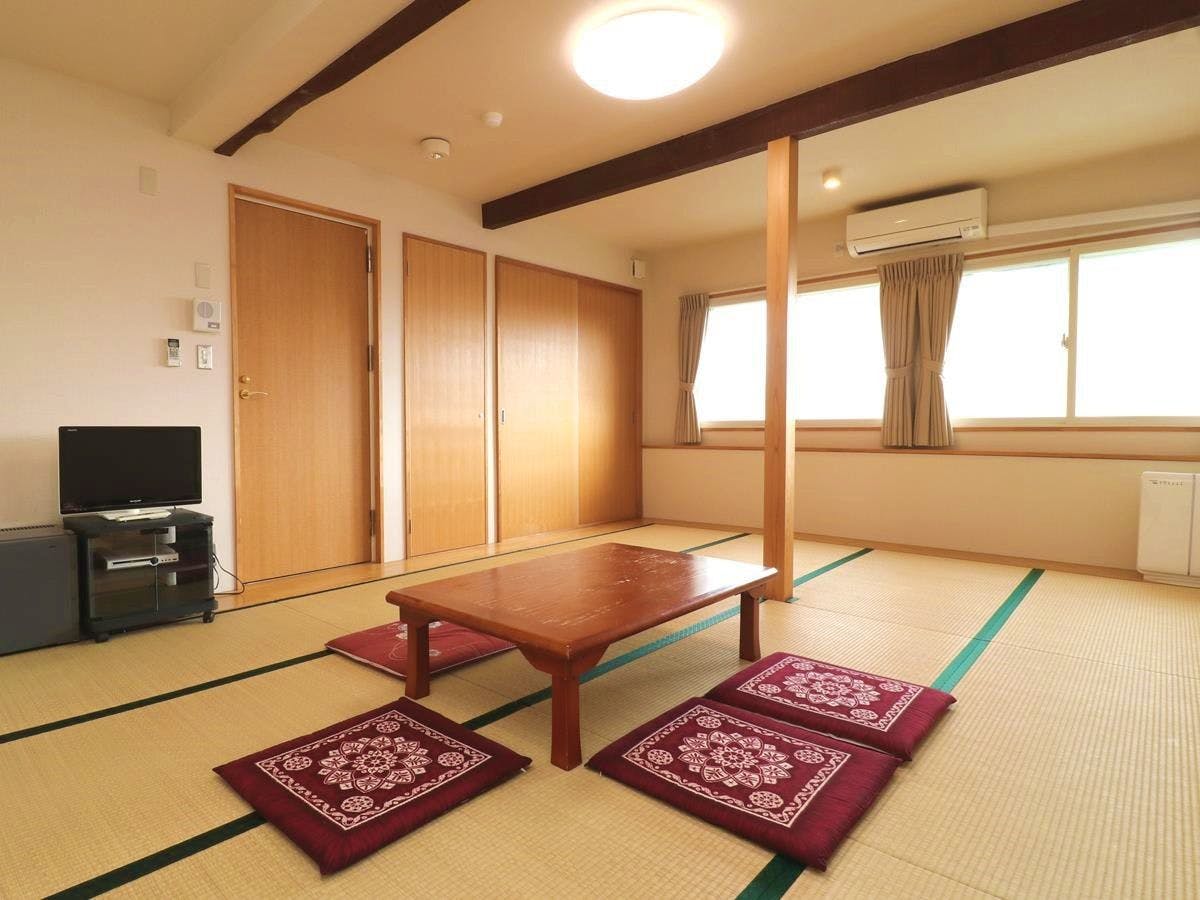 Music Lodge Yuugenso