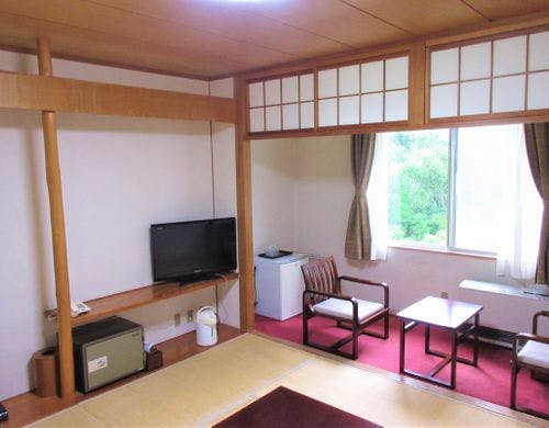 東館　和室８畳