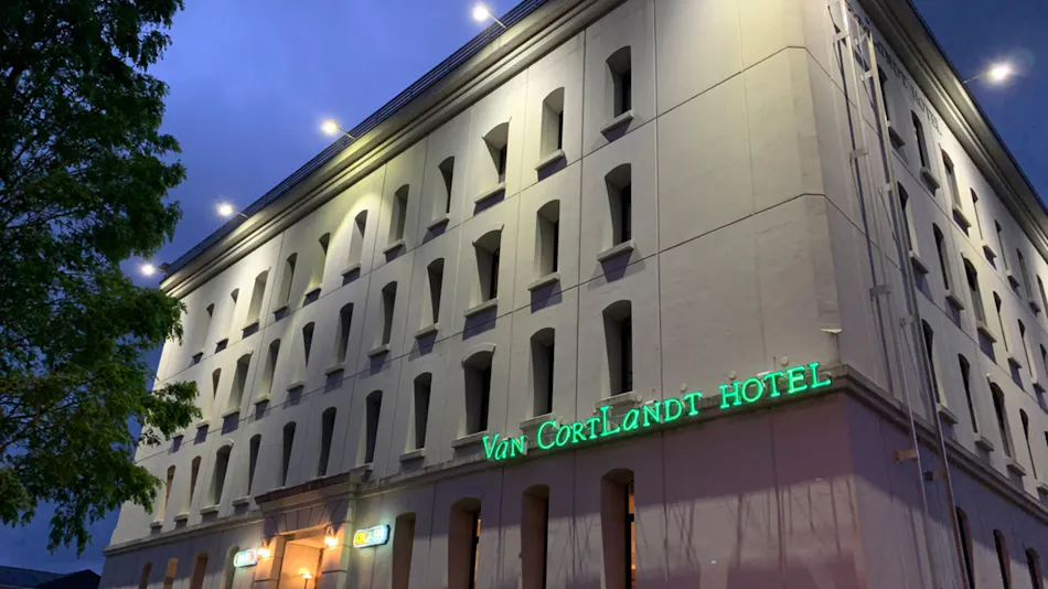 Van cortlandt HOTEL
