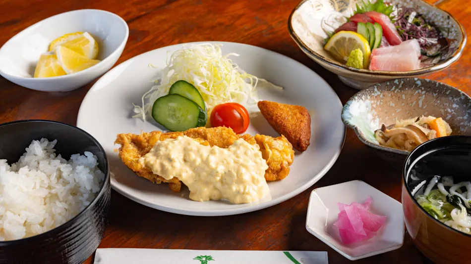 HOTEL SEASONS NICHINAN