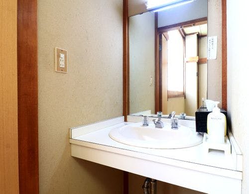 【客室】　和室7.5畳　洗面