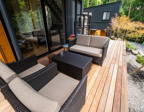 ・【ペット棟】各棟に専用ドッグラン完備