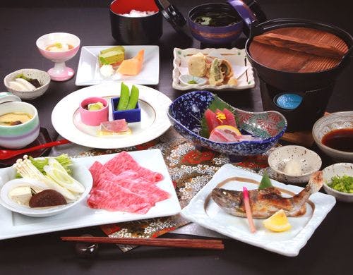 高千穂牛のしゃぶしゃぶ会席をどうぞ♪