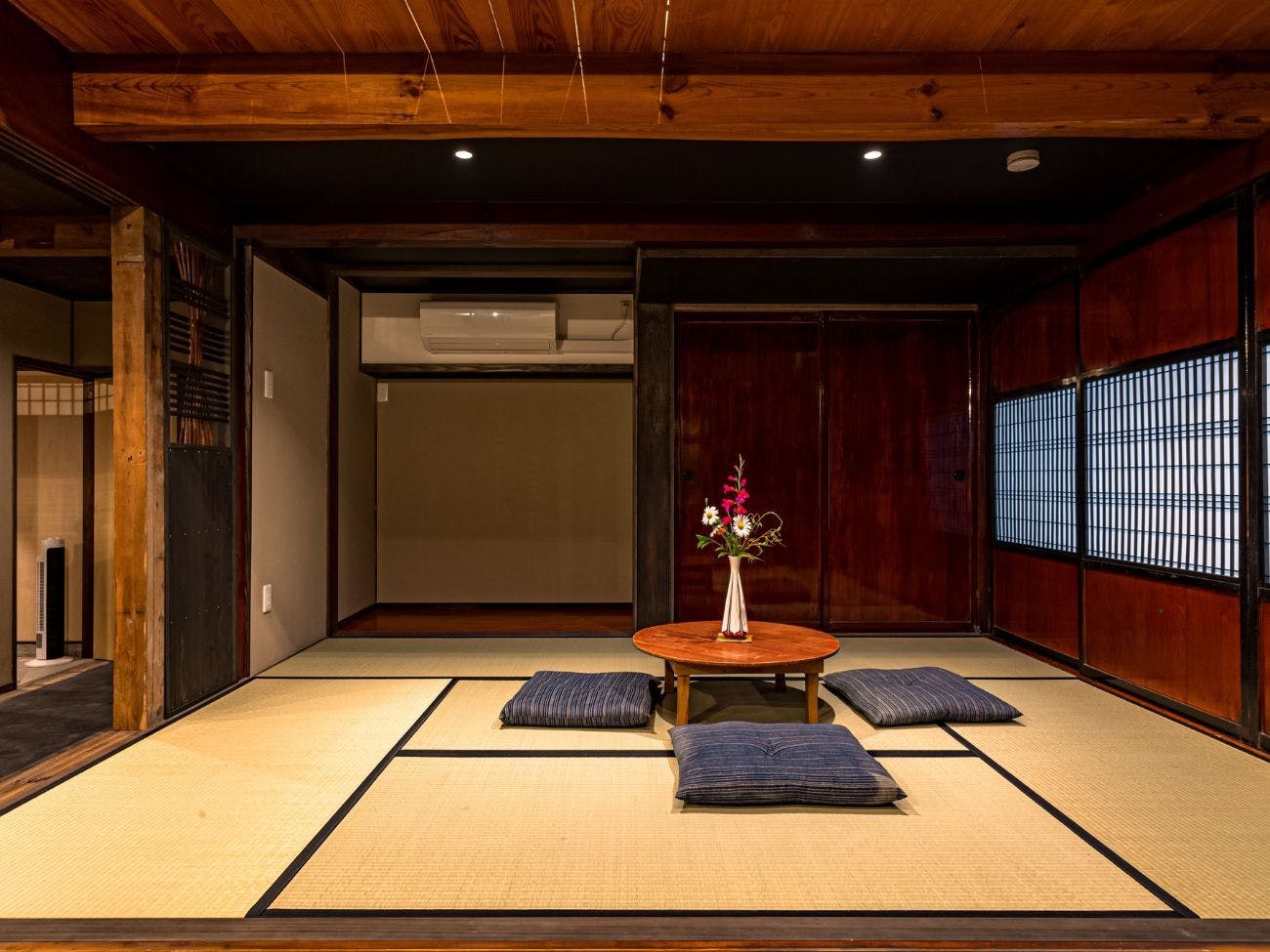 ล็อบบี้ อาคารชิมิซุคะ