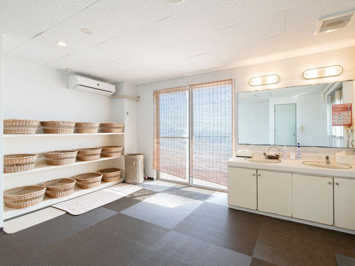 ห้องเปลี่ยนเสื้อผ้า