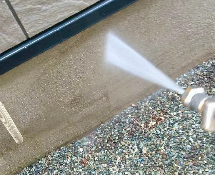 Sạch bong kin kít với máy rửa áp lực cao