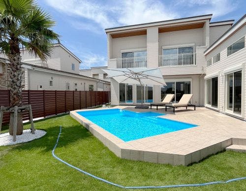 プール◆プチリゾート感ある雰囲気