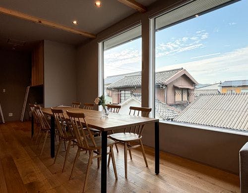 ダイニングテーブル