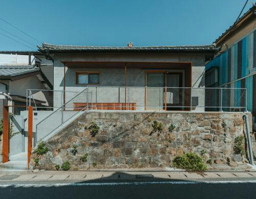 漁師の番屋をリノベーションした宿泊施設