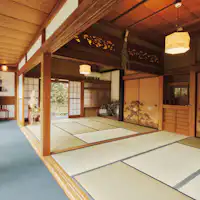 ห้องเสื่อทาทามิขนาดกว้างที่เด็กๆ สามารถเพลิดเพลินได้อย่างเต็มที่