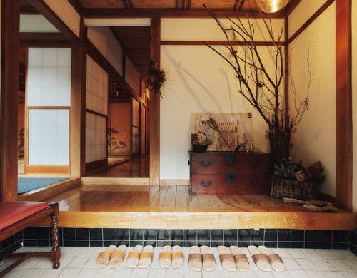 初めてなのに懐かしさのある玄関