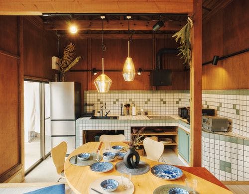 キッチン家電も食器もすべて完備