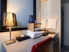 ＨＯＴＥＬ　ＭＡＴＥＲＩＡＬ