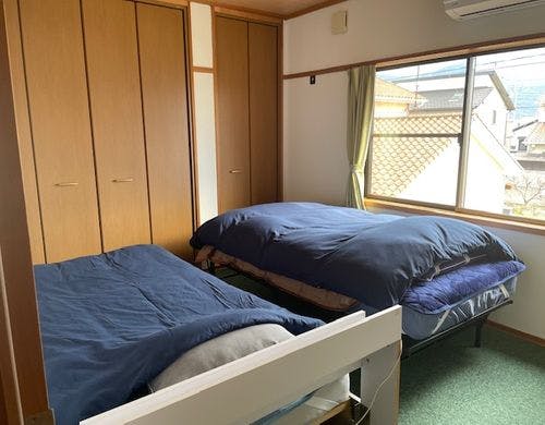 ８号室ベット