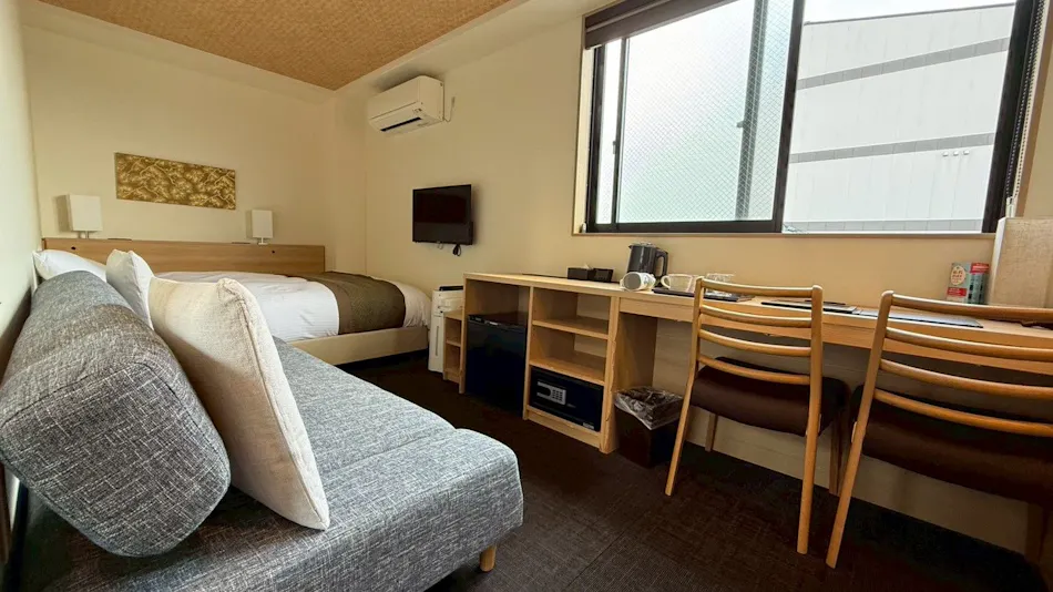 Hotel Akari