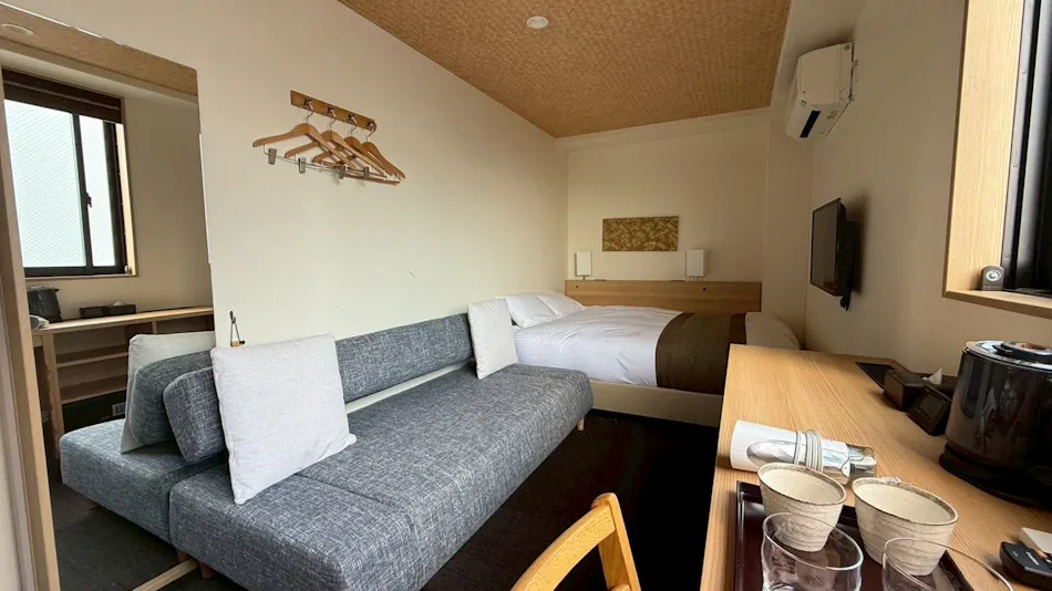 Hotel Akari