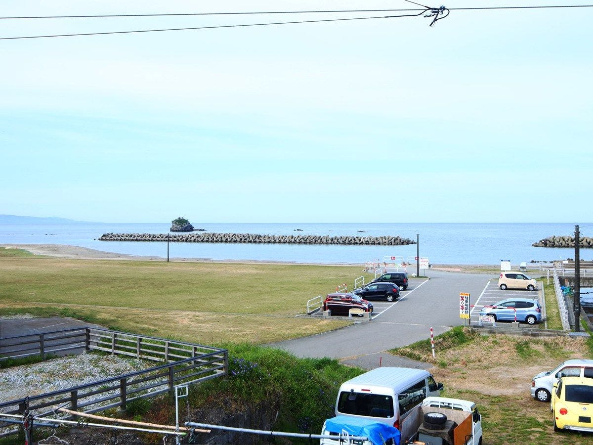 วิวที่มองเห็นจากหน้าต่าง