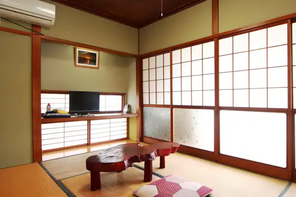 ห้องสไตล์ญี่ปุ่นขนาด 6 เสื่อทาทามิ