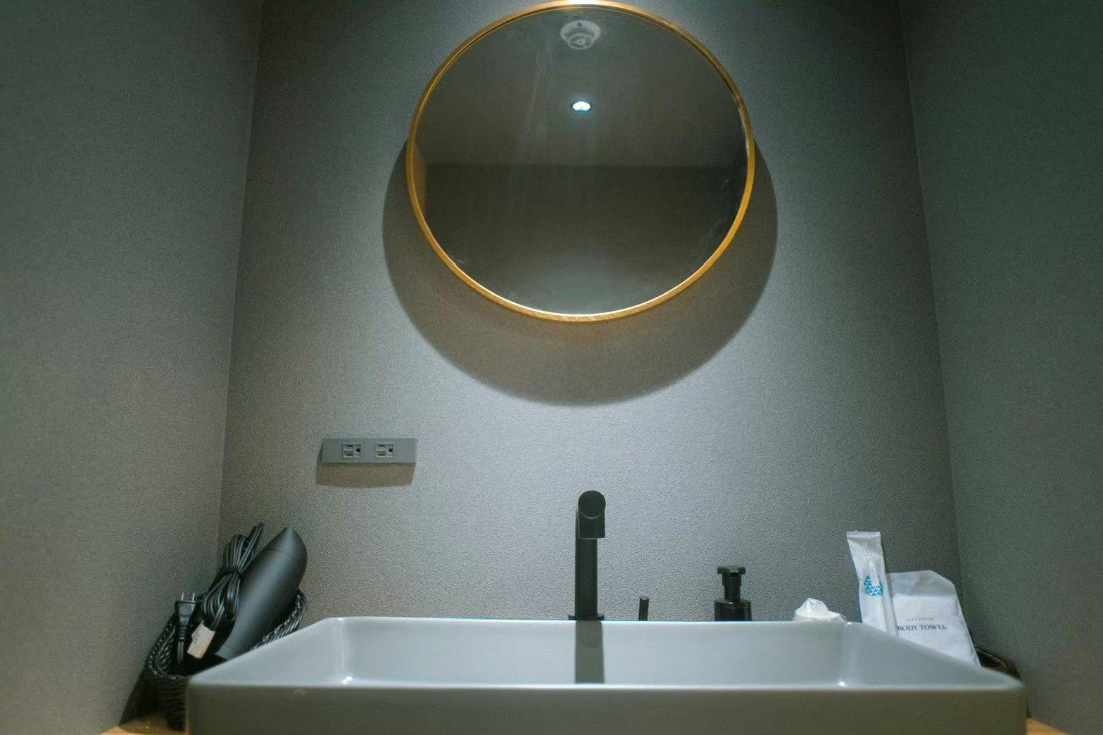 Sink berasingan di bangunan pencetak 3D