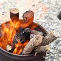 อ่างอาบน้ำไม้ฟืน