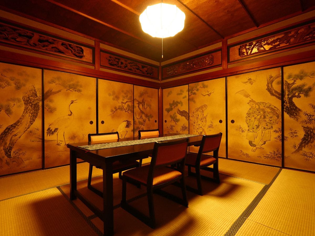 【ห้องรับประทานอาหารส่วนตัว】บานเลื่อนเป็นของปีโชวะที่ 40
