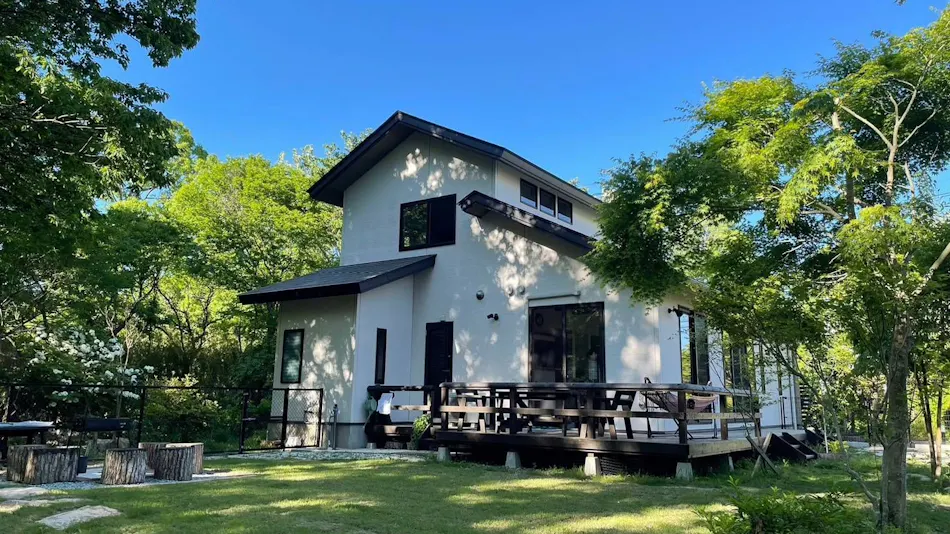 Rental Villa Jacquemontii
