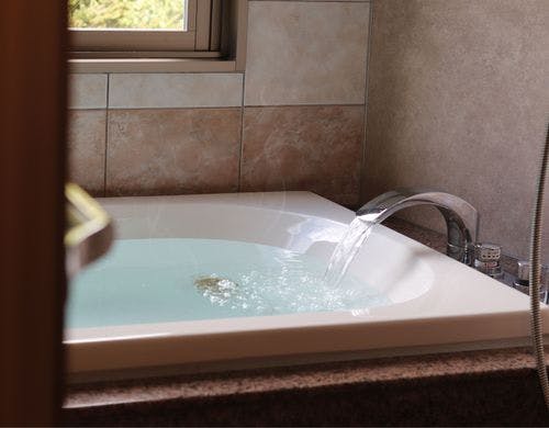 いつでも楽しめるお部屋の温泉