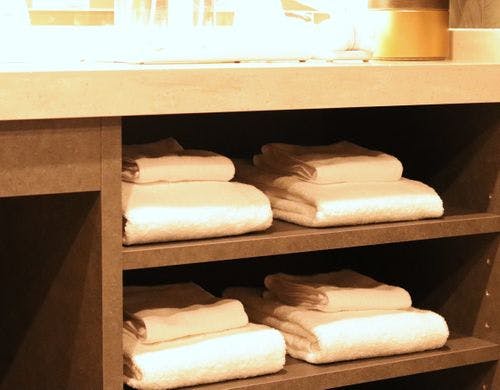 サウナ脱衣スペース