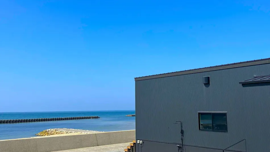 TOTONOU AWAJISHIMA