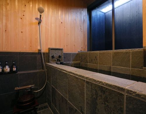 花香灯・肆■約35平米_囲炉裏のぬくもりを