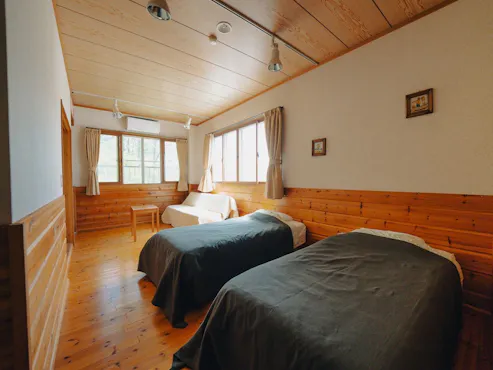 *ห้องพักแบบตะวันตก (ตัวอย่าง)