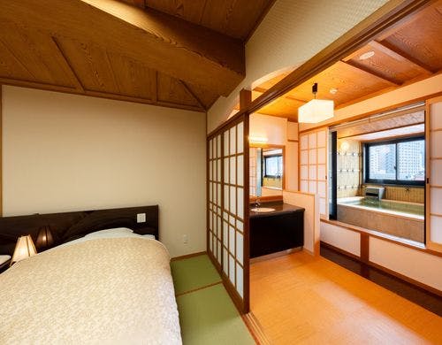 半露天風呂付　和モダン特別室「月」