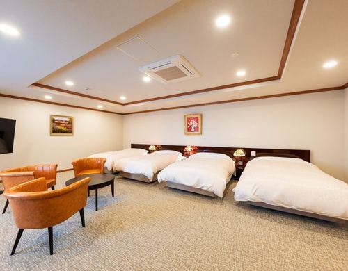 ファミリーフォース