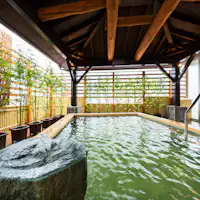 ออนเซ็นกลางแจ้งชั้น 6 เทนโค