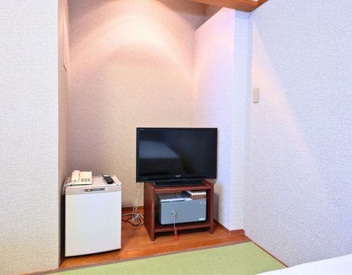 庭を望む窓辺のひととき