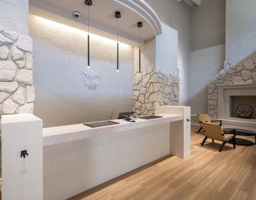 フロントレセプション