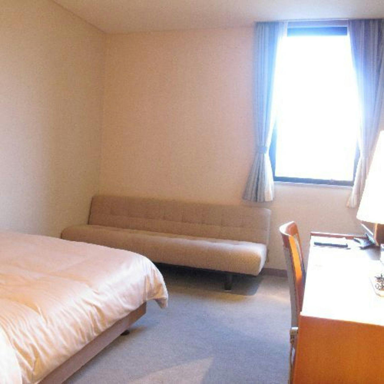 Central Hotel Kamojima