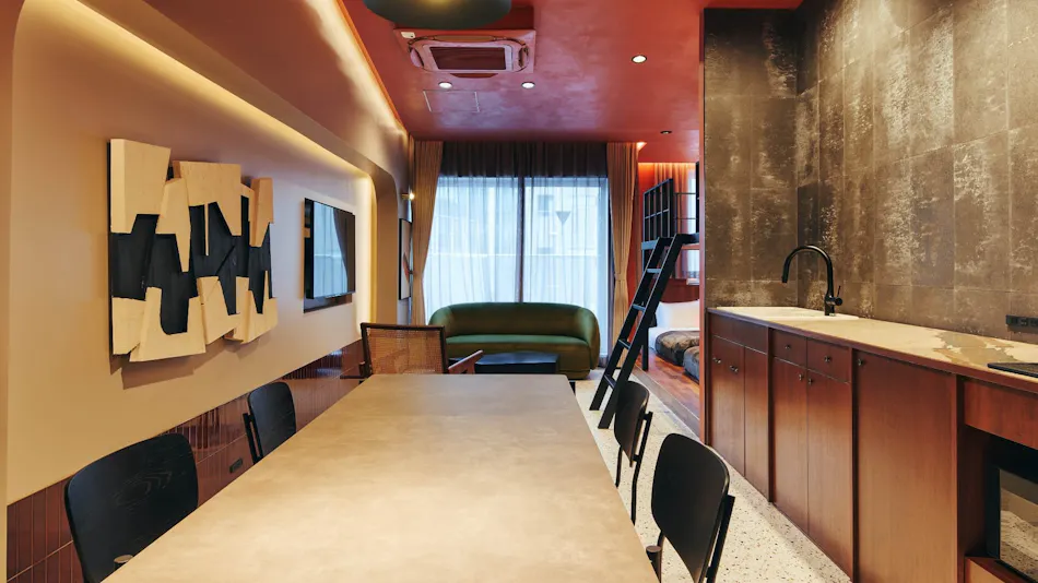 illi Tria Shibuya