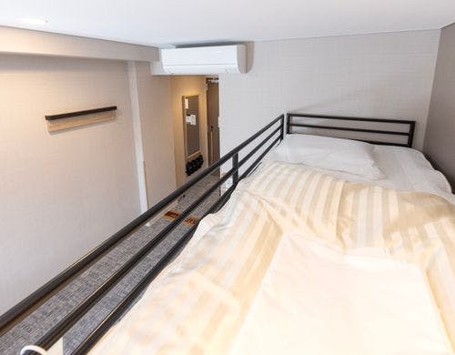 スーパールーム