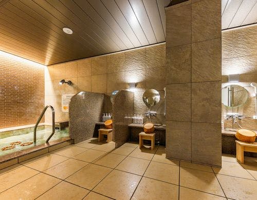 天然温泉「恵那峡の湯」(女性側)