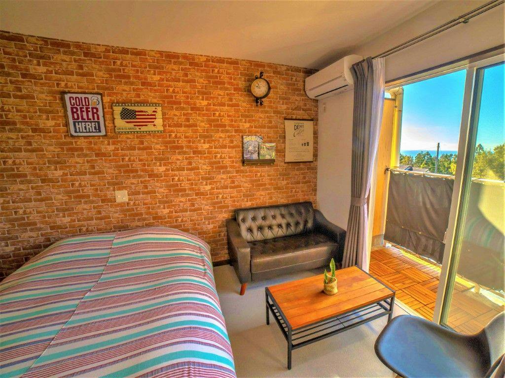 California-Style Accommodation: West Stays