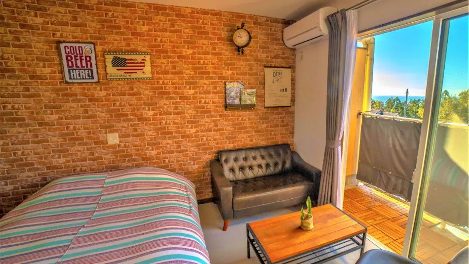 California-Style Accommodation: West Stays