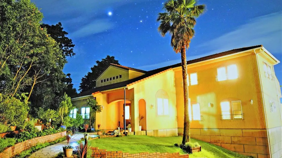 California-Style Accommodation: West Stays
