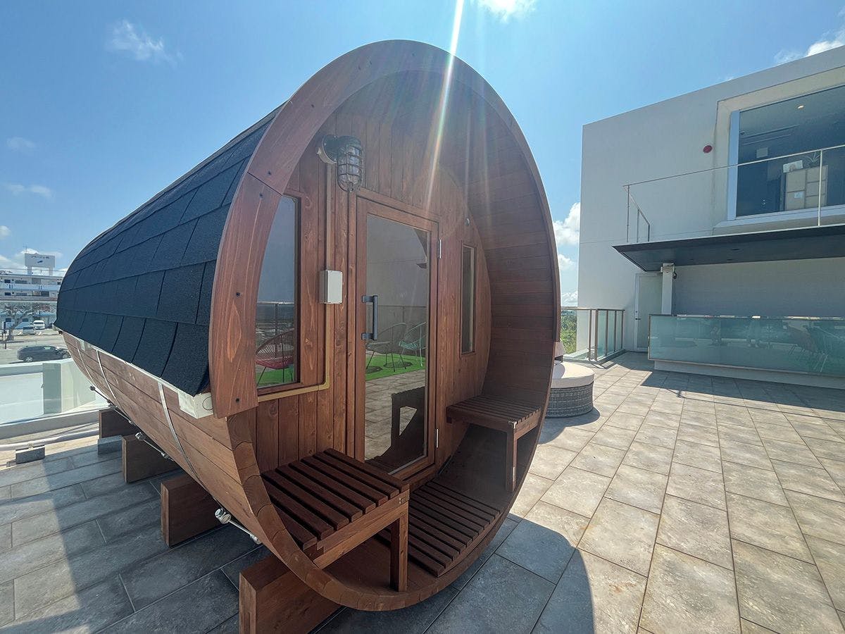 ดาดฟ้าชั้นบน